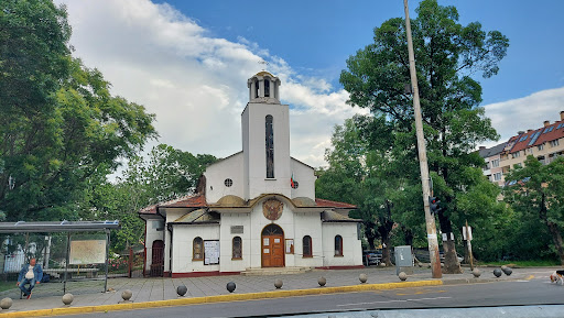 Храм „Свети Андрей Първозвани“