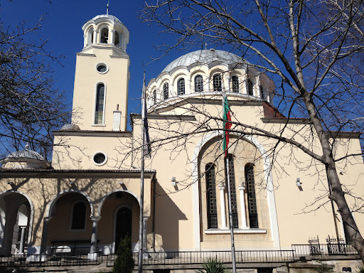 Храм „Свети Иван Рилски“