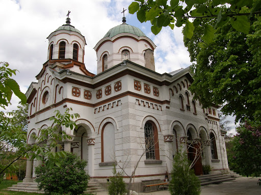 Храм „Света Петка“